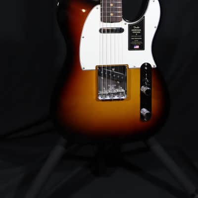 Fender American Vintage II '63 Telecaster 2024 3-Color Sunburst image 2