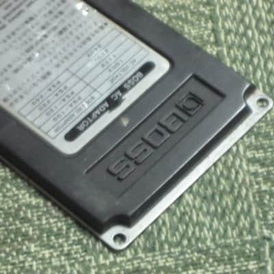 used medium relic'd genuine Boss Bottom Plate (Silver Label Taiwan) for compact (regular) size pedal, from March 1991 - PLATE PART: Metal w/ Silver Finish / BOTTOM LABEL: SLT / EXTERIOR PADDING: Black stiff hardened rubber - NO: pedal/screws/other items image 15