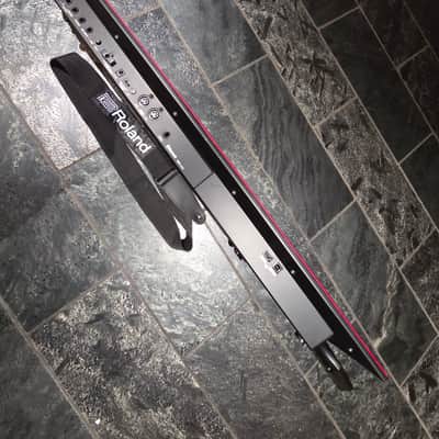Immagine Roland AX-Edge 49-Key Keytar Synthesizer 2018 - Present - Black / Red - 2