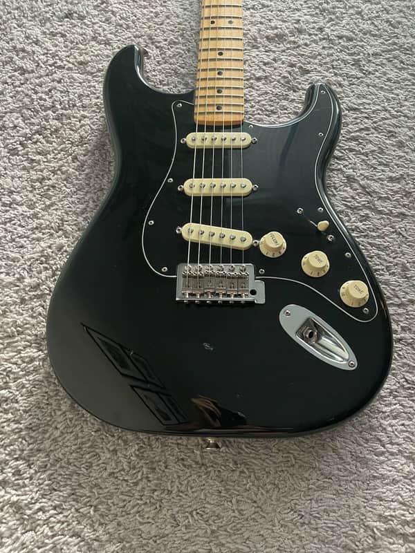 Fender Player Stratocaster Limited Edition MIM 2018 Black Maple