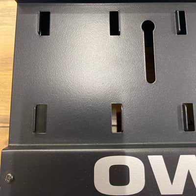 Behringer Vintage Pedal Display Stand / Ex-Demo Units (2 Pieces Available) from's 2000's image 4
