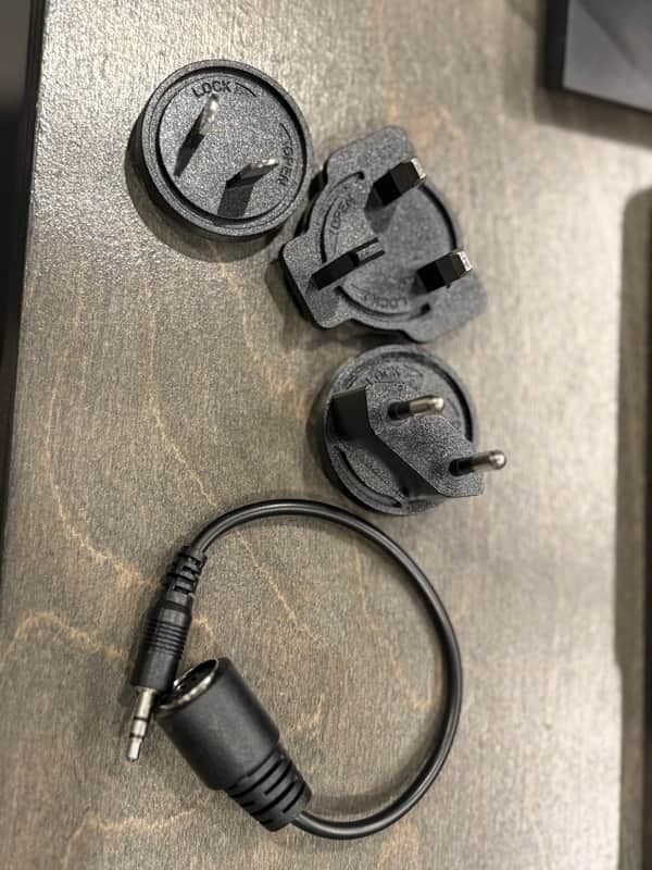 Fractal Audio VP4 AM4 OEM Plug Adapters UK EU AU + MIDI 3.5mm TRS to DIN NEW image 1