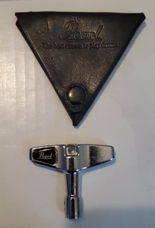 RARE! * PEARL DRUM KEY & POUCH 1990s 2000s 2010s      (drumkey & bag) image 1