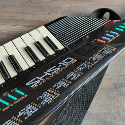 1987 Yamaha Japan SHS-10S Keytar ("Gui-Board") w/MIDI w/Gigbag image 4