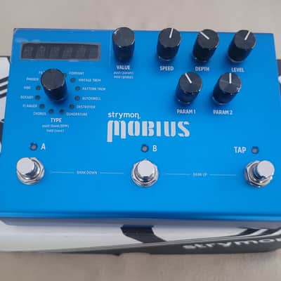 Strymon Mobius 2012 - Present - Blue image 3