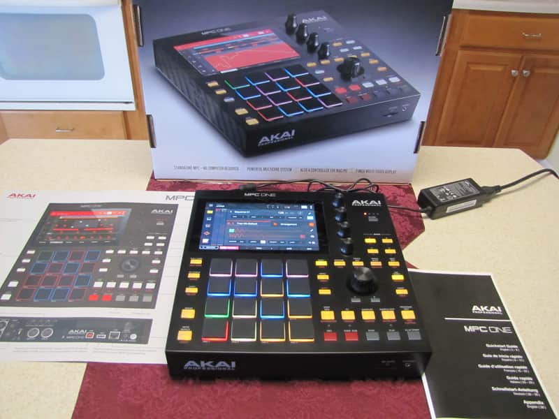Akai MPC One Standalone Sampler and MIDI Sequencer-One Owner image 1