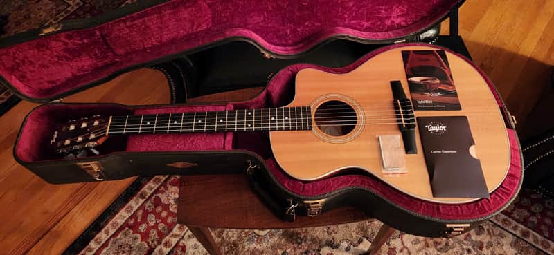 Taylor 214ce-N