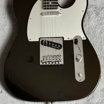 Fender American Ultra II Telecaster 2024 - Texas Tea. image 5