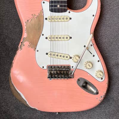 Fender Stratocaster 1961 features. Heavy Relic Shell Pink image 1