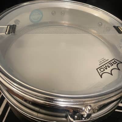 Ludwig No. 405 Aluminum Piccolo 3x13" 6-Lug Snare Drum with Pointed Blue/Olive Badge 1969 - 1979 - Chrome-Plated image 5