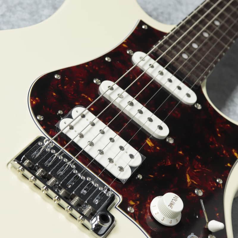 FGN Expert ODYSSEY EOS-AL-R/AWH ~Antique White~ | Reverb Canada