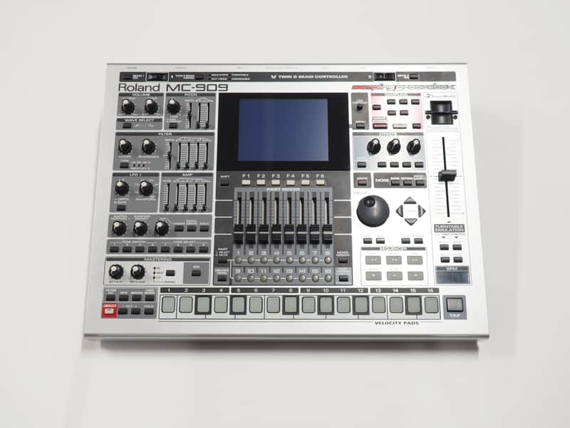 Roland MC-909 image 1