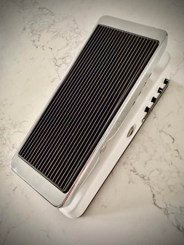 Xotic XW-1 Wah 2010s - White with pedalboard mount image 1