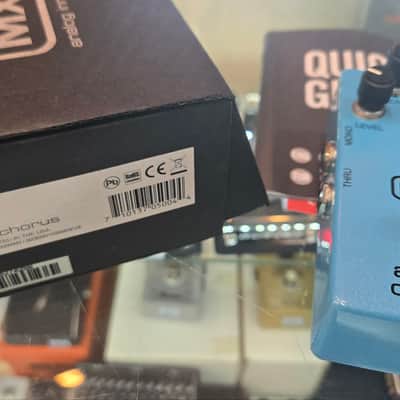 MXR Analog Chorus 2020's - Blue image 2