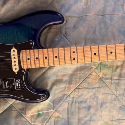 Fender Limited Edition Player Stratocaster® HSS Plus Top - Blue Burst image 2