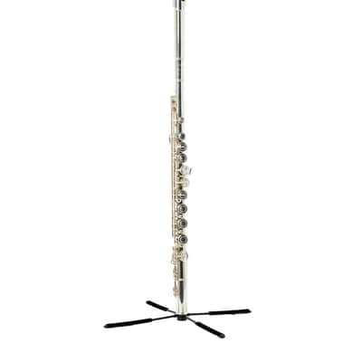 Pre-Owned Yamaha YFL200AD Closed-Hole Flute | Used image 2
