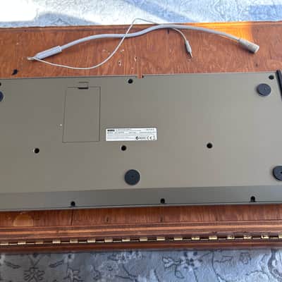 Korg MicroKORG 37-Key Synthesizer/Vocoder 2002 - 2019 - Silver image 2