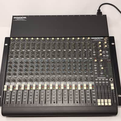 Mackie 1604-VLZ Pro 16-Channel Mic / Line Mixer | Reverb