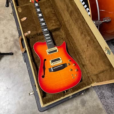 Carvin AE-185 Cherry Sunburst 1995 - Cherry Sunburst on Flamed Maple image 9