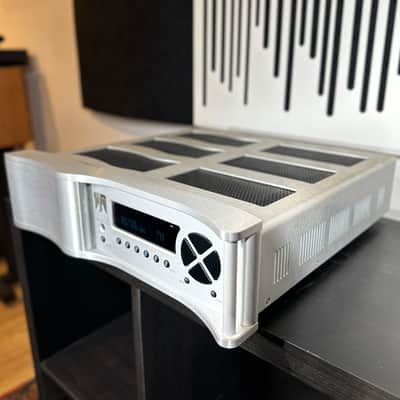 Theta Digital Generation VIII DAC / Digital Signal Processor -Silver image 4