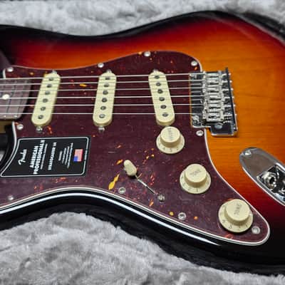 Fender American Professional II Stratocaster BRAND NEW LEFT HAND 75th Anniversary 2021 3-Tone Sunburst Rosewood USA Lefty Handed Strat LH Guitar image 3