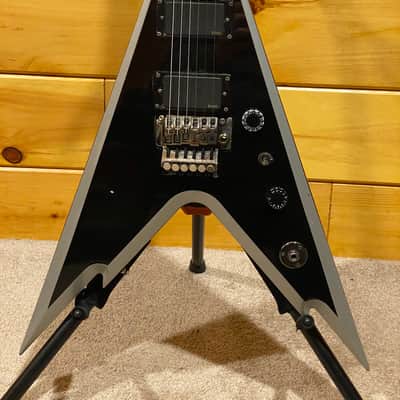 Dean Razorback V 255 2000s Black and Silver image 2