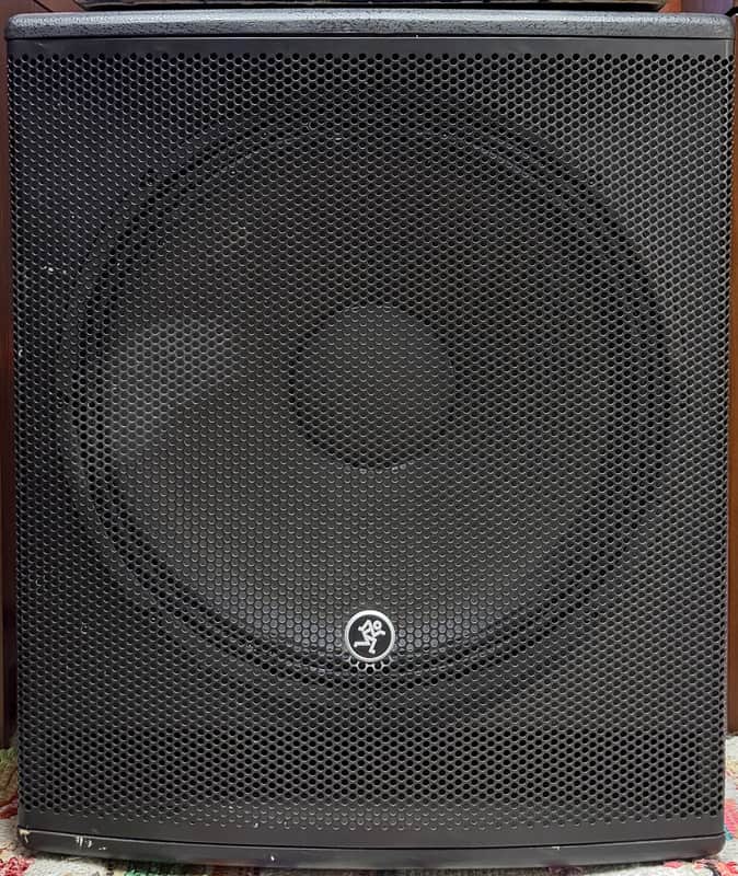 n*4様 SRM1801 18インチ パワードサブウーファー Amazon | MACKIE マッキー パワードPAサブウーファー SRM1801 国内正規