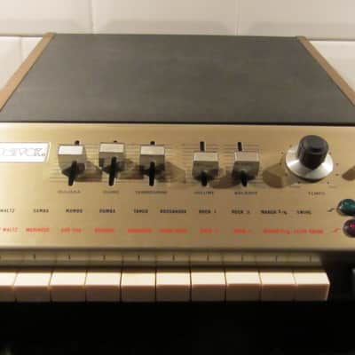 Univox SR-95 Analog Drum Machine