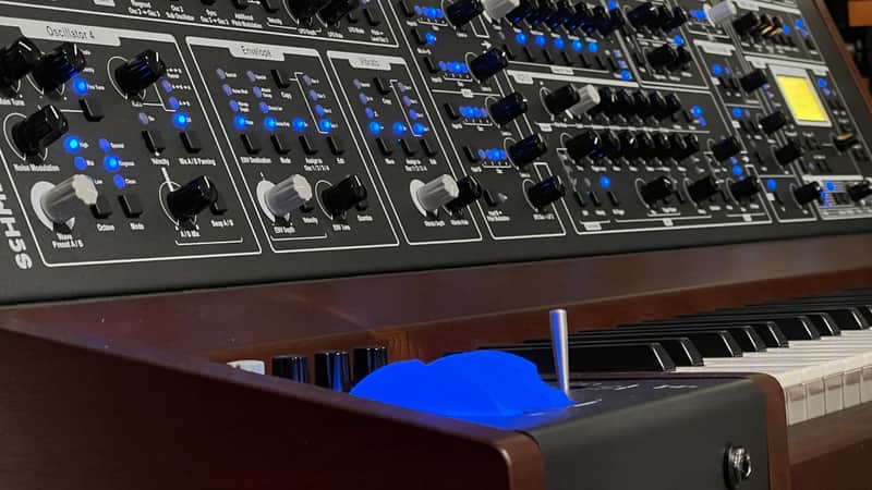 Schmidt Eight Voice - TRUE ANALOG 4 Oscillator per voice Descrete component Polyphonic Synthesizer image 1