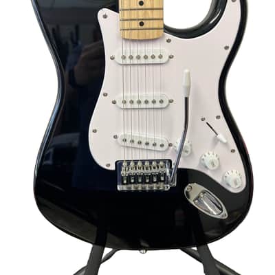 Squier Sonic Stratocaster 2023 - Present - Black image 2