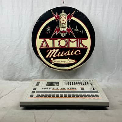 Roland TR-707