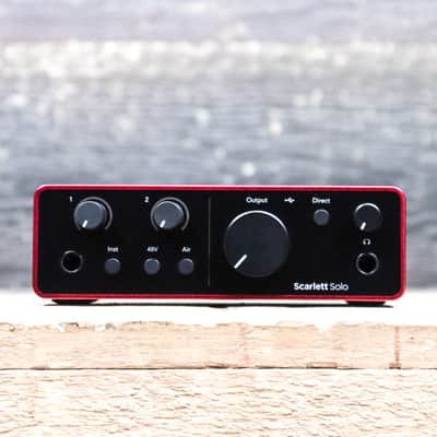 Focusrite Scarlett Solo 4th Gen Studio-Quality 2-In / 2-Out USB Audio Interface image 1