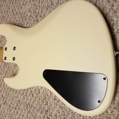 Sadowsky Verdine White Satin PJ White Satin image 8