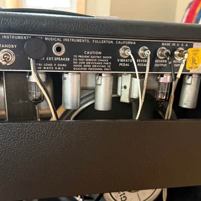 Fender Twin Reverb 2-Channel 100-Watt 2x12" Guitar Combo 1972 - 1976 - Silverface image 13