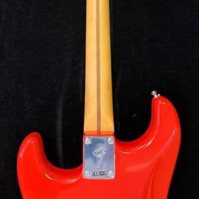 Fender Player II Stratocaster 2024 - Present - Coral Red image 7