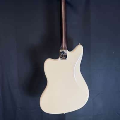 Fender Limited Edition American Professional Jazzmaster with Rosewood Neck 2019 Olympic White image 5
