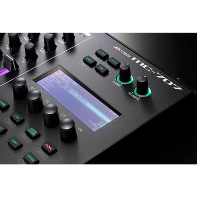 Roland MC-707 GROOVEBOX Regular image 6