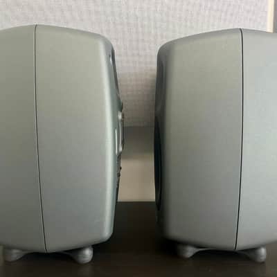 Genelec 8340A SAM 6.5" Powered Nearfield Studio Monitor (Pair) 2016 - 2021 - Gray image 3