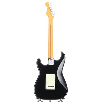 Fender Certified Pre-Owned American Professional II Stratocaster, Maple Fingerboard, Black (H11) (07934) image 6