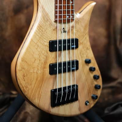 Aquilina Basses Shelby 5 Acoustic Chamber Olive Ash image 3