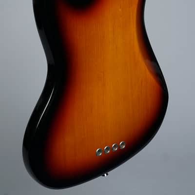 Fender American Standard Jazz Bass 2004 - Three Tone Sunburst image 4