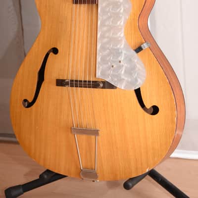 Eko Model 100 – Vintage Archtop Guitar made in Italy Gitarre image 2