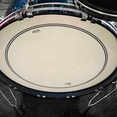 ~WOW!~ Gretsch USA Custom 4-Piece 10/12/16/22 Drum Kit Set in Azure Blue Gloss Lacquer with White Marine Pearl Bass Drum Hoops Inlays image 9