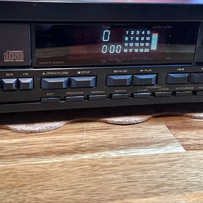 Rare Marantz CD-3577 Single Disc CD Player Vintage Century Collection image 4