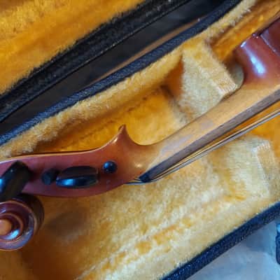 Suzuki Model 220 (1/10 Size) Violin, Japan 1975, with case & bow image 13