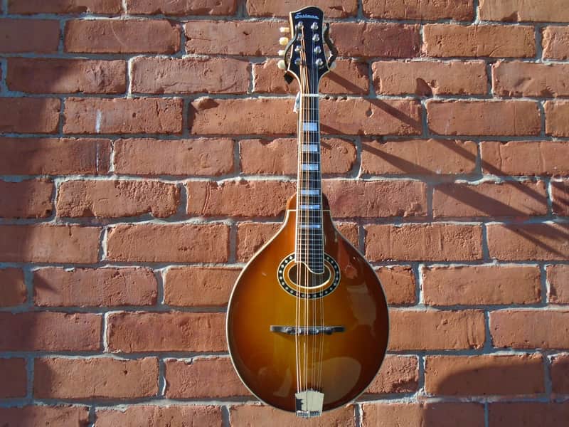 Eastman MD604-GB mandolin w/hard case image 1