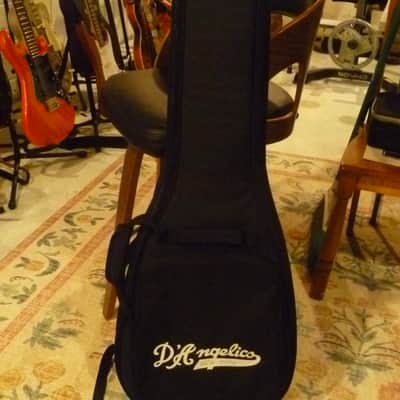D'Angelico Premier Bedford SH fixed bridge 2025 - Wine Red. With Gig Bag. image 8