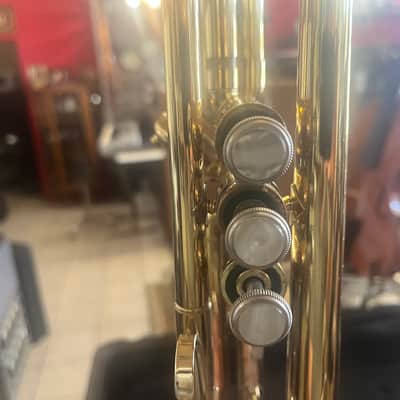 Bach 1530 Trumpet image 3