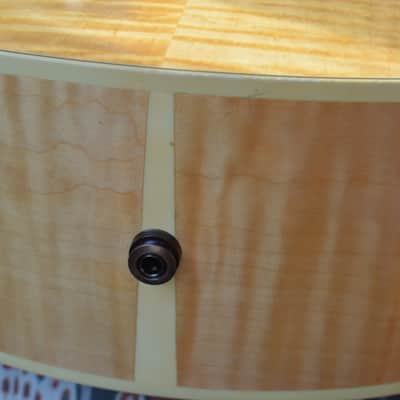 Gibson j185 amazing flame maple - natural image 7