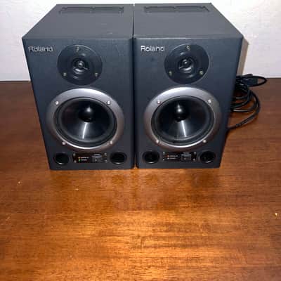 Roland DS-30A 24 Bit Digital Reference/Nearfield Monitors NOS w